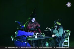 8 Kisah 1 Malam:  Yayasan Warisan Johor Suburkan Ekosistem Teater Negeri Johor