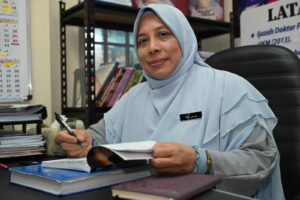 Dr. Maskiah Masrom: Daripada Almari Kecil ke Persada Sastera Johor